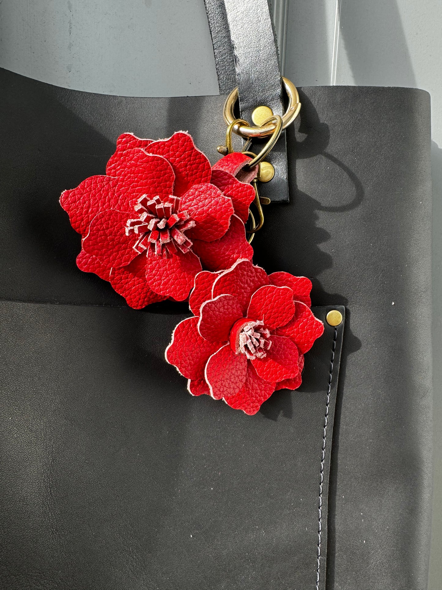 Everbloom Leather Flower Large- Red