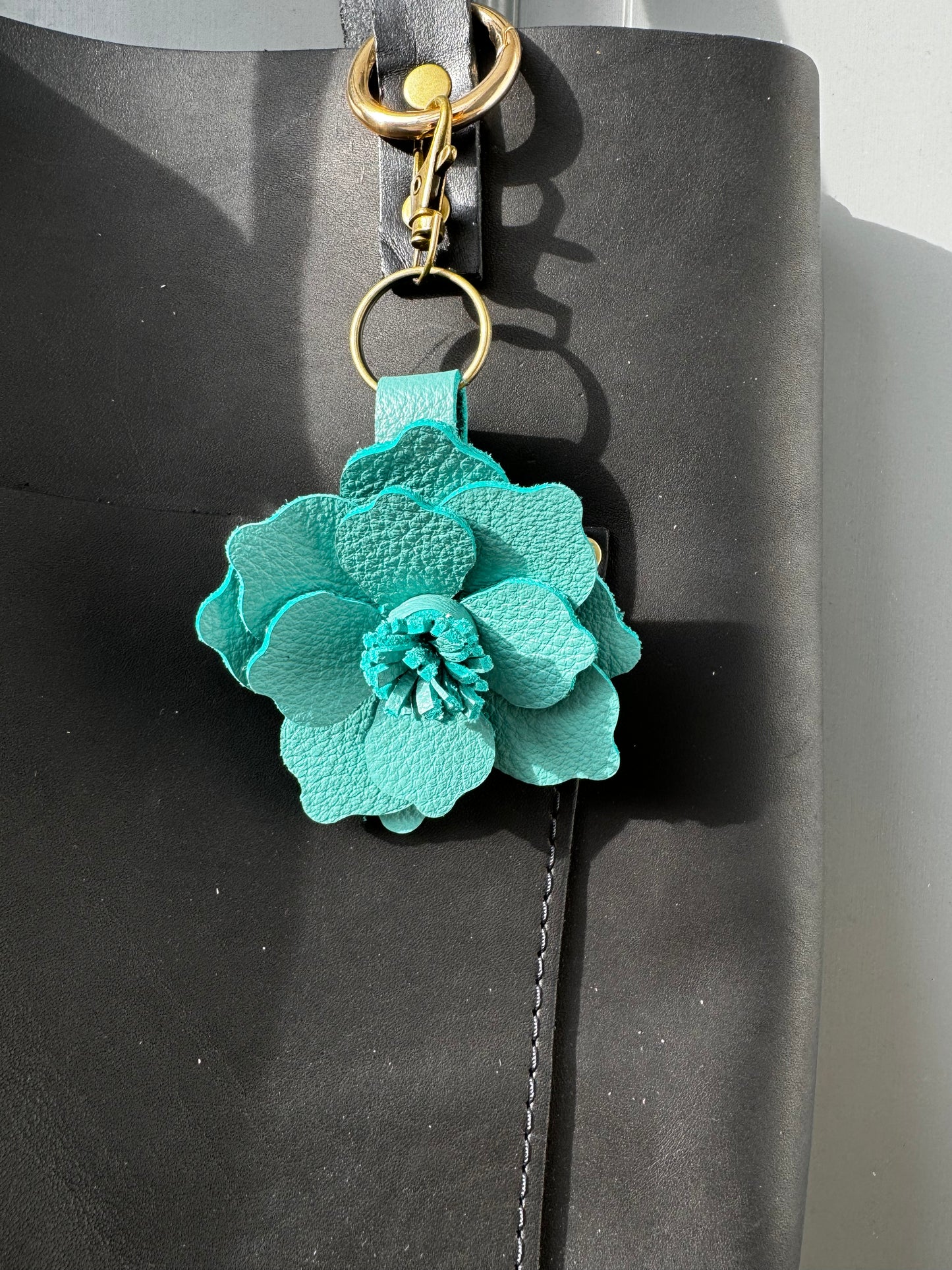 Everbloom Leather Flower Large - Ocean/teal