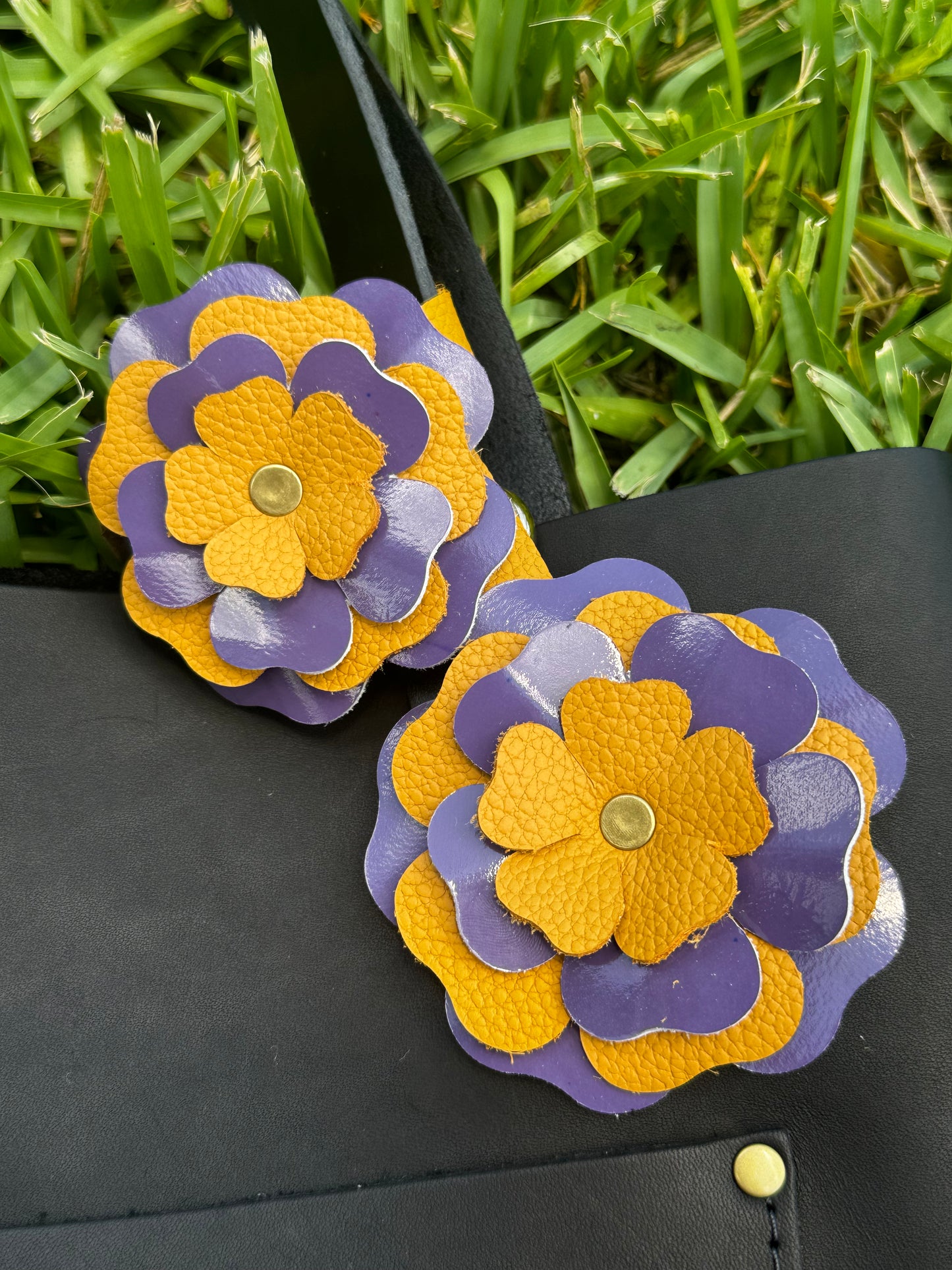 Everbloom Leather Flower Double - Eggplant and Yellow