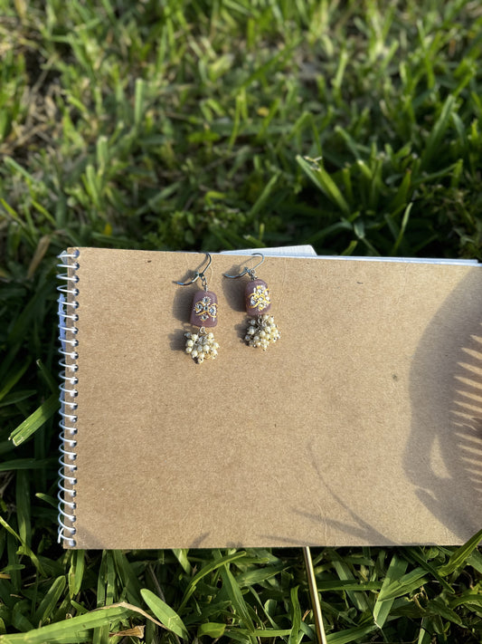 Mauve Pearl Cluster Silver Earrings