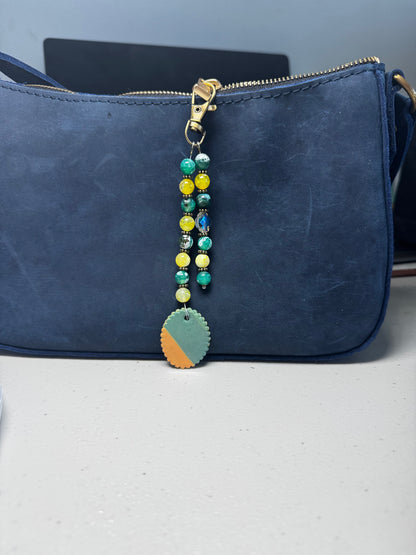 Gemstone Beaded Necklace | Bronze & Glass Daisy Pendant Jewelry