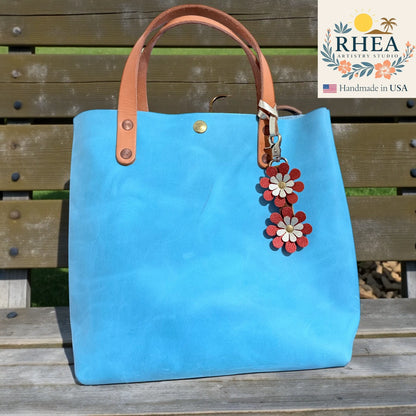 Leather daisy purse charm in 5 inch length with double-layer floral design, Handmade leather charm keychain with daisy flowers, brass hardware 