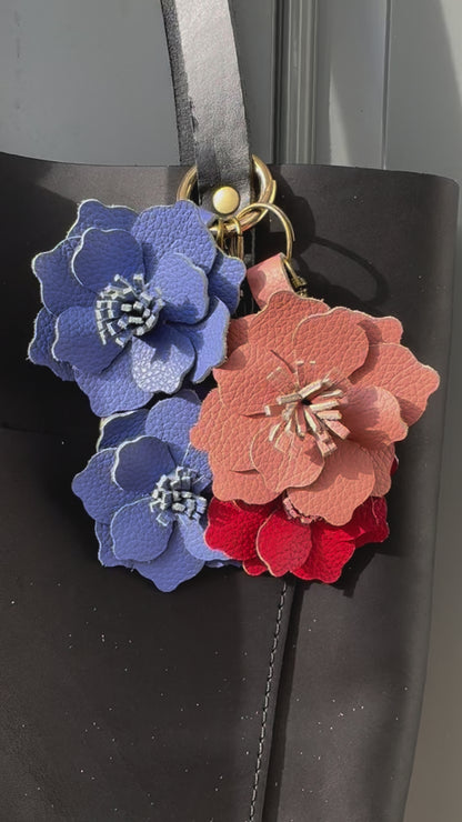 Everbloom Leather Flower Small - Blue Bell