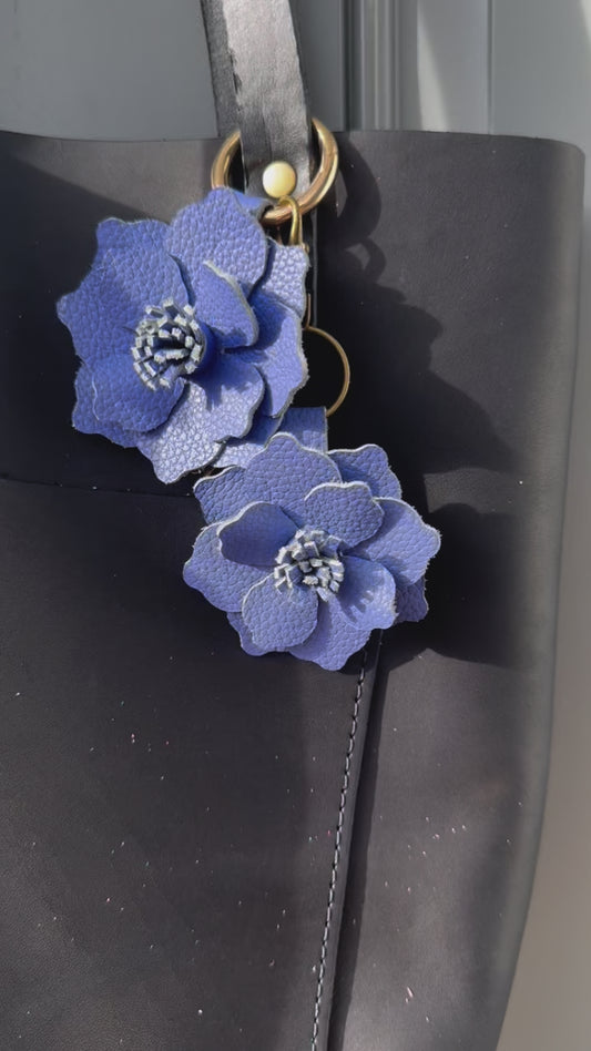 Everbloom Leather Flower Small - Blue Bell