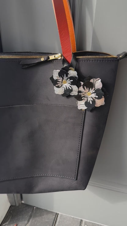 Everbloom Leather Flower Double - Black and Silver